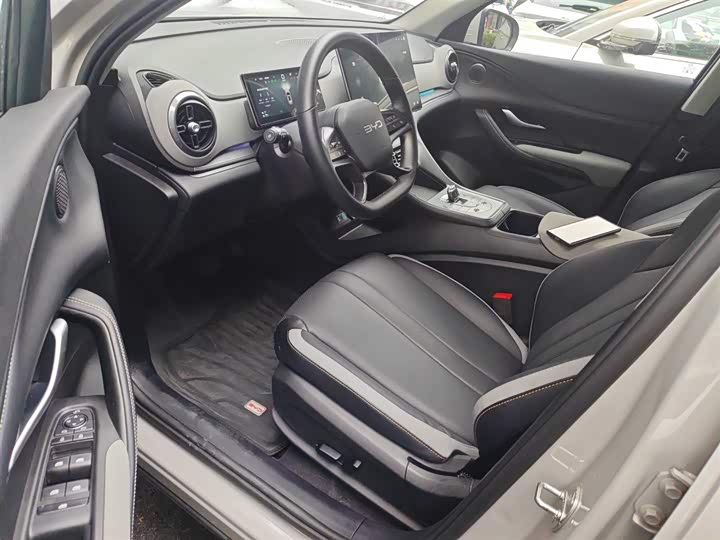 Фото 16 - BYD Sea Lion 05 DM-i Hybrid