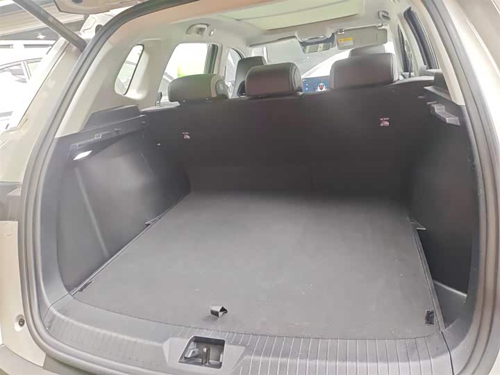 Фото 19 - BYD Sea Lion 05 DM-i Hybrid