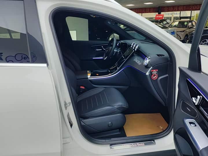 Фото 8 - Mercedes-Benz GLC-Class