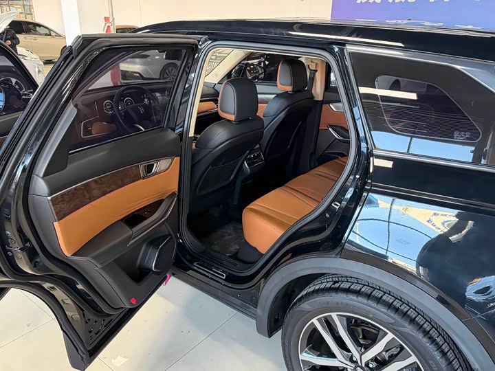 Фото 6 - Bestune T99