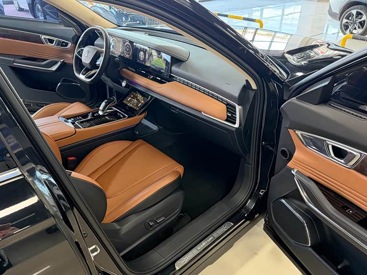 Фото 7 - Bestune T99