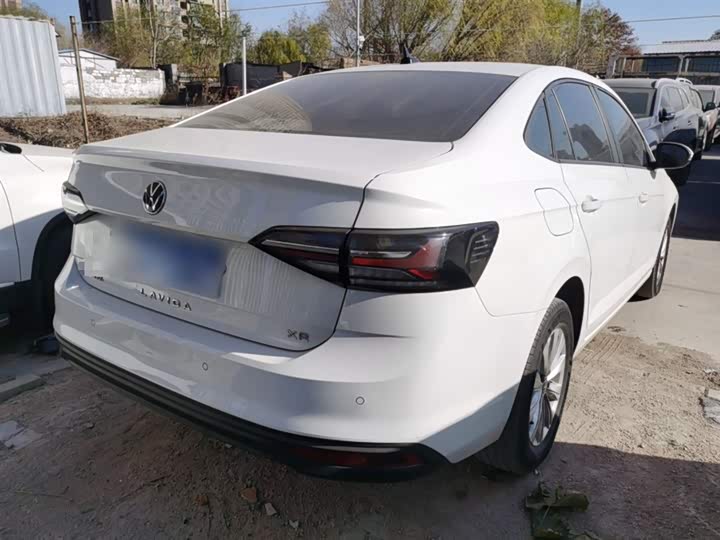 Фото 7 - Volkswagen Lavida