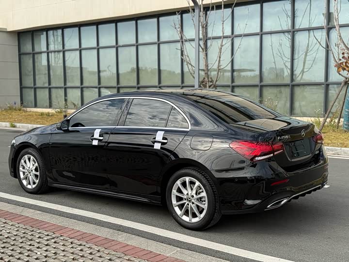 Фото 12 - Mercedes-Benz A-Class