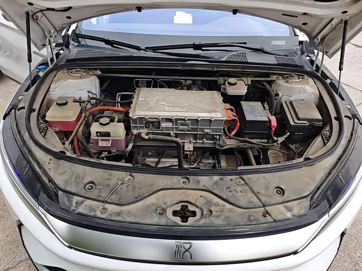 Фото 11 - BYD Han