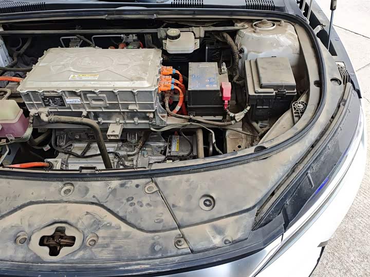 Фото 22 - BYD Han