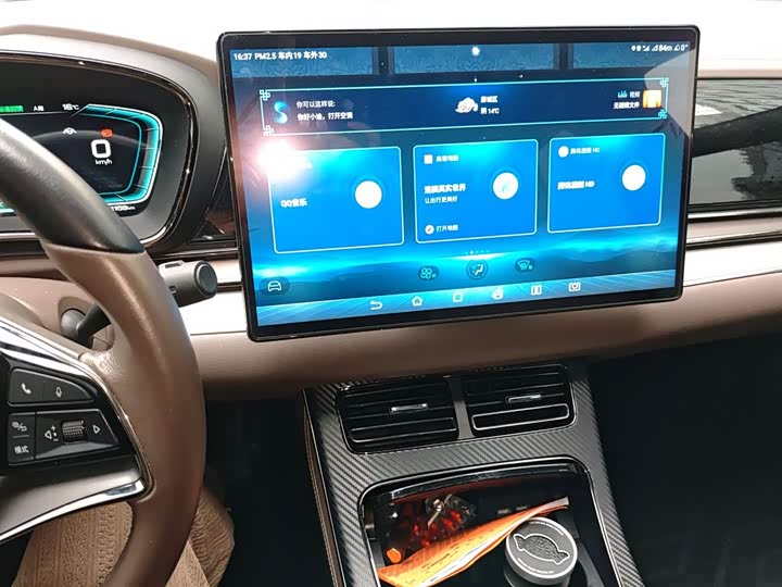 Фото 6 - BYD Han