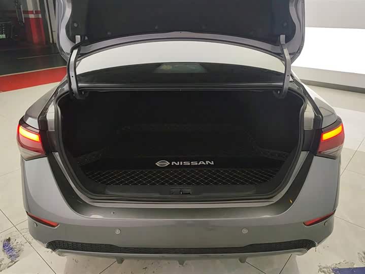 Фото 4 - Nissan Sylphy