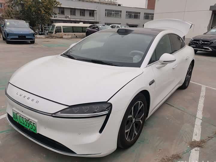 Фото 1 - Luxeed S7