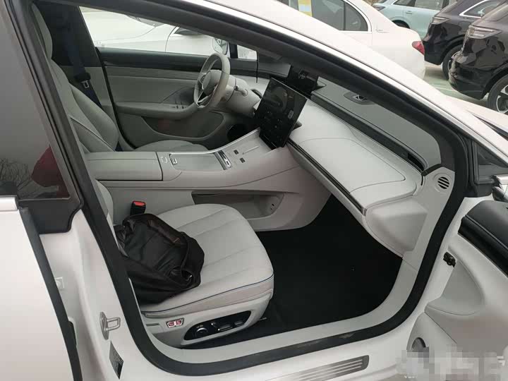 Фото 3 - Luxeed S7