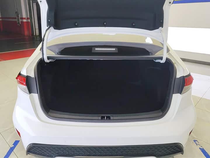 Фото 4 - Toyota Levin