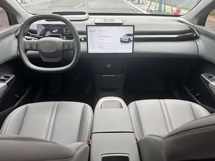 Фото 11 - Zeekr X