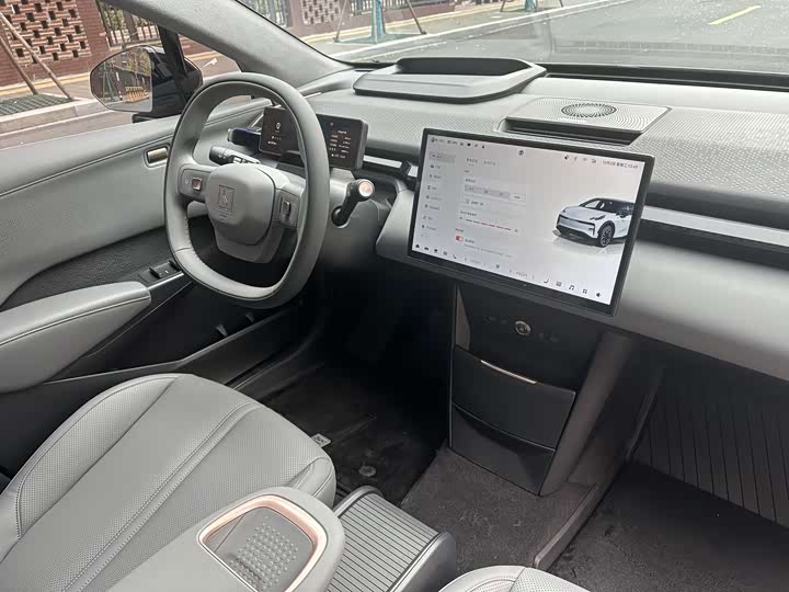 Фото 20 - Zeekr X