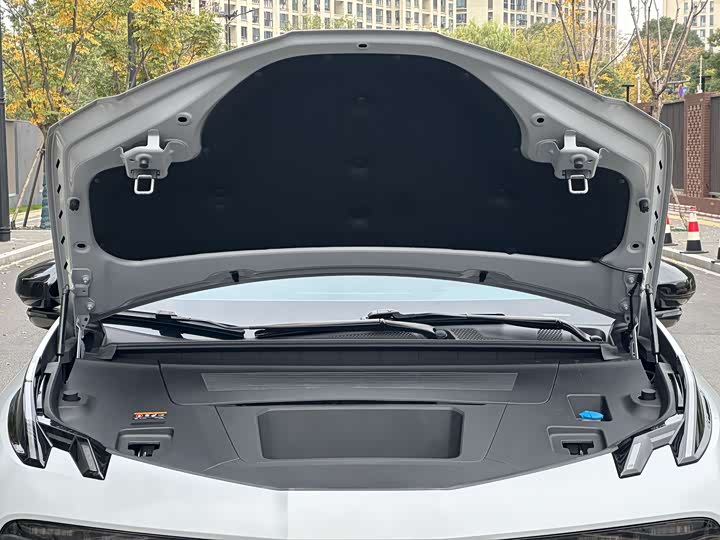 Фото 21 - Zeekr X