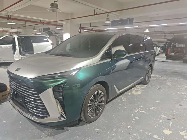 Фото 1 - Buick GL8 ES