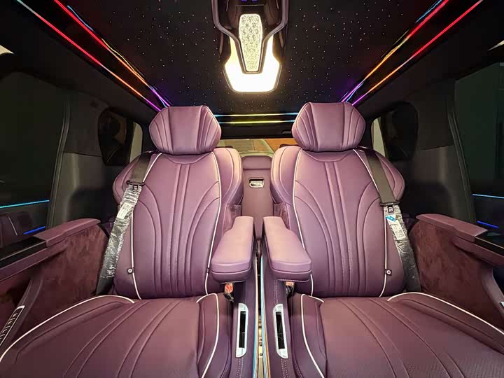 Фото 18 - Buick GL8 ES