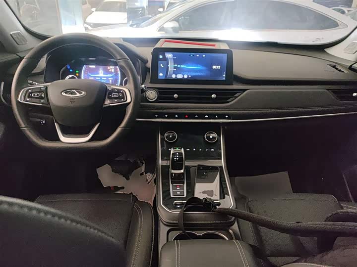 Фото 10 - Chery Tiggo 8