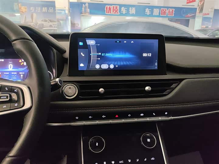 Фото 13 - Chery Tiggo 8