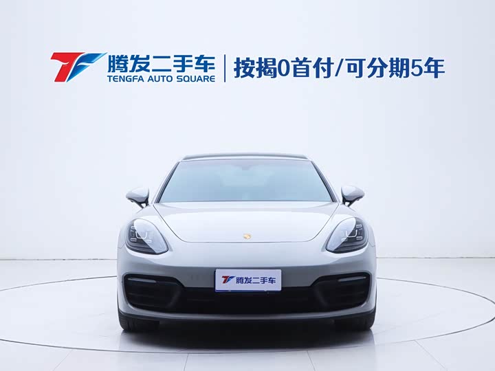 Фото 2 - Porsche Panamera