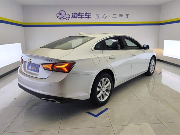 Фото 3 - Chevrolet Malibu XL