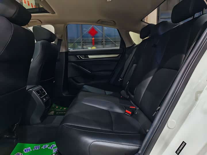 Фото 5 - Honda Accord