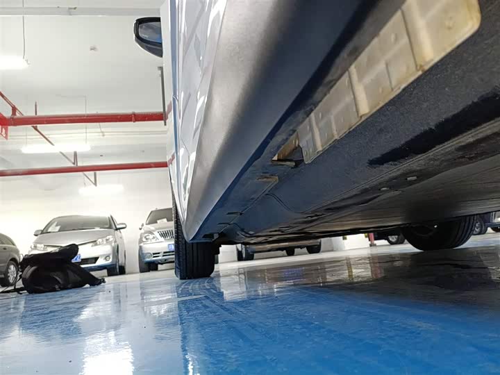 Фото 22 - Geely Geometry G6