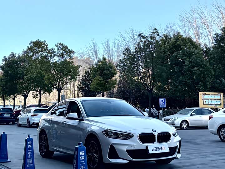 Фото 3 - BMW 1 Series