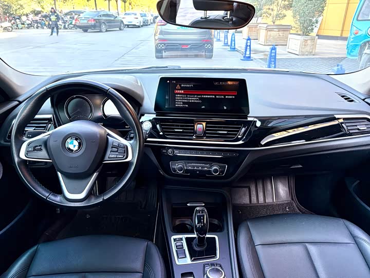 Фото 9 - BMW 1 Series