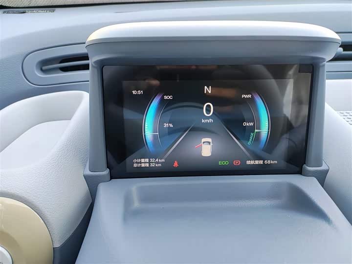 Фото 11 - Bestune Pony