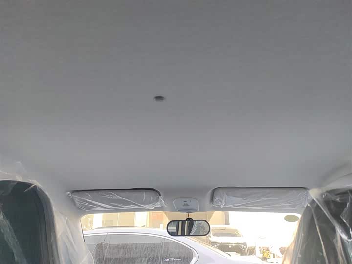 Фото 17 - Bestune Pony