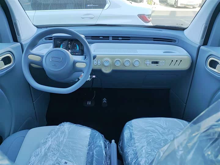 Фото 9 - Bestune Pony