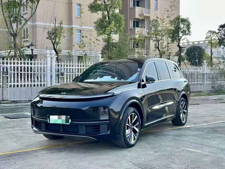 Фото 1 - LiXiang L8