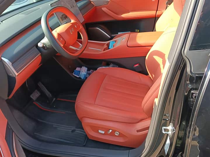 Фото 9 - Nio Onvo L60