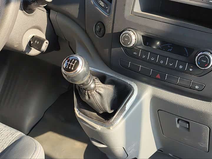 Фото 13 - Foton Tuyano