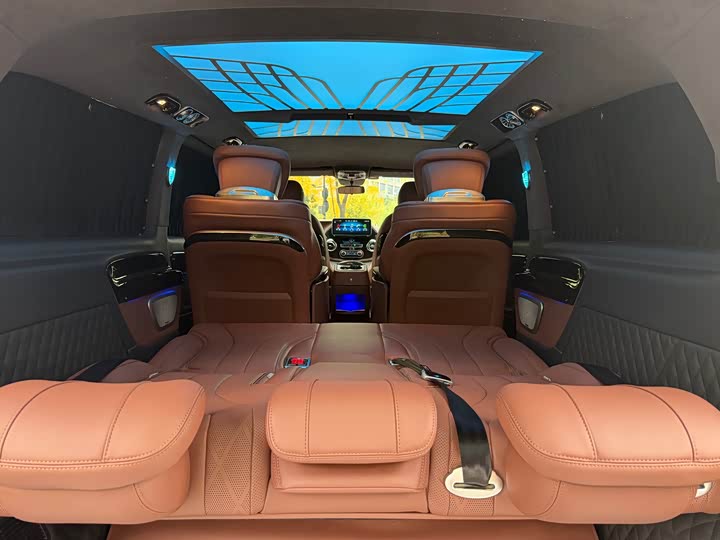 Фото 20 - Mercedes-Benz Vito
