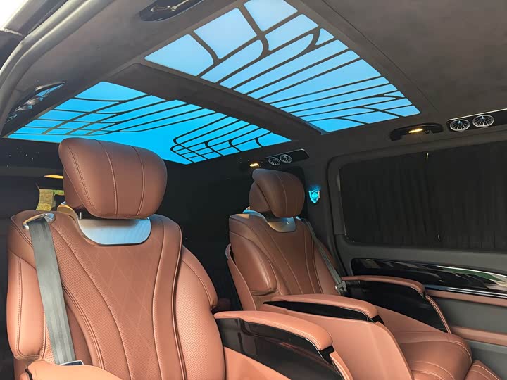 Фото 21 - Mercedes-Benz Vito