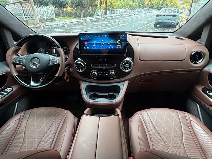 Фото 24 - Mercedes-Benz Vito