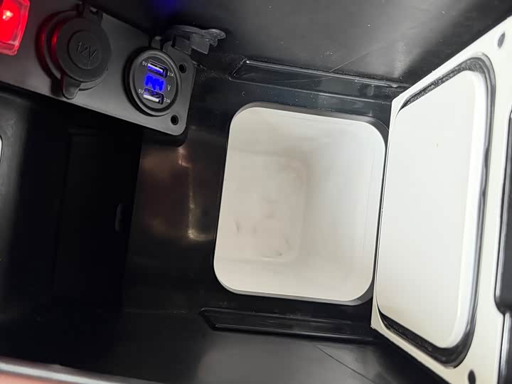 Фото 25 - Mercedes-Benz Vito