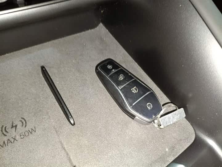 Фото 15 - BYD Song L