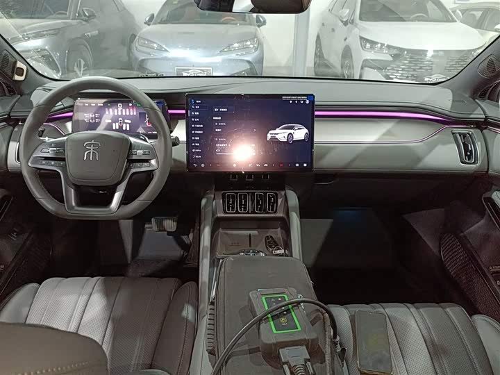 Фото 16 - BYD Song L