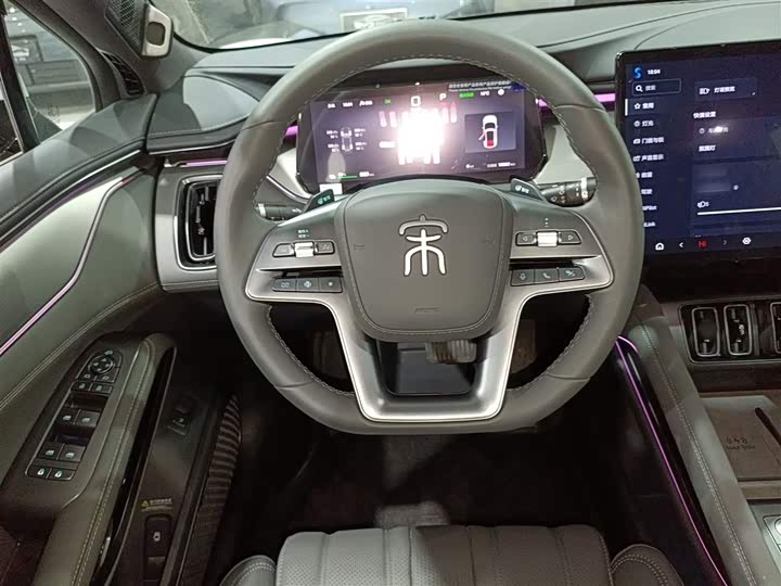 Фото 17 - BYD Song L