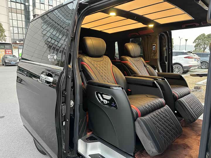 Фото 10 - Mercedes-Benz Vito