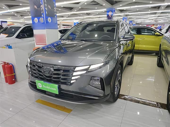 Фото 2 - Hyundai Tucson L