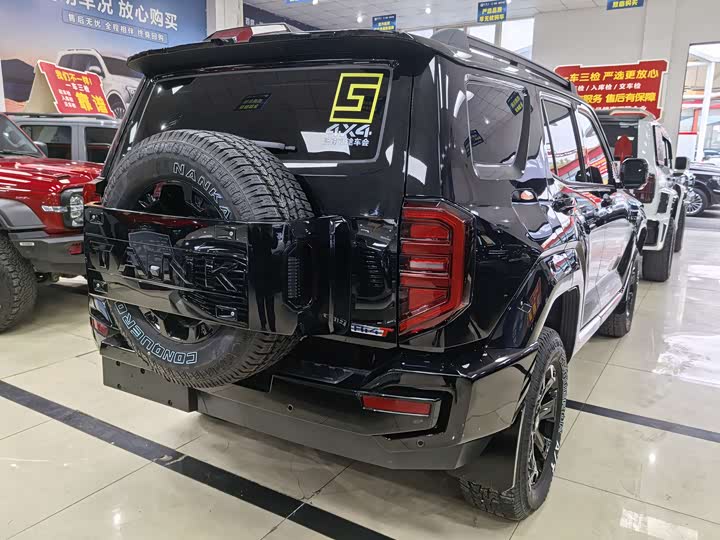 Фото 18 - Tank 400 Hybrid