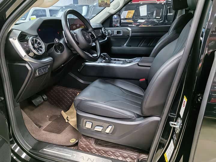 Фото 7 - Tank 400 Hybrid