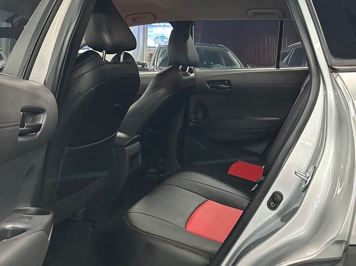 Фото 11 - Toyota Frontlander