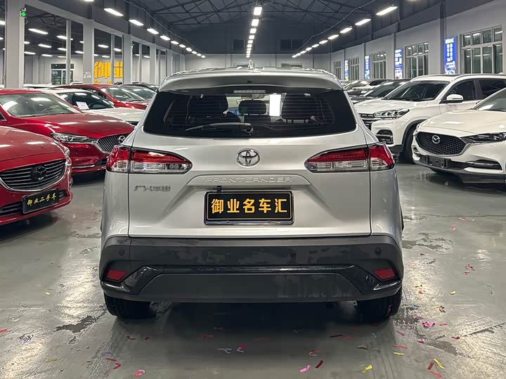 Фото 4 - Toyota Frontlander