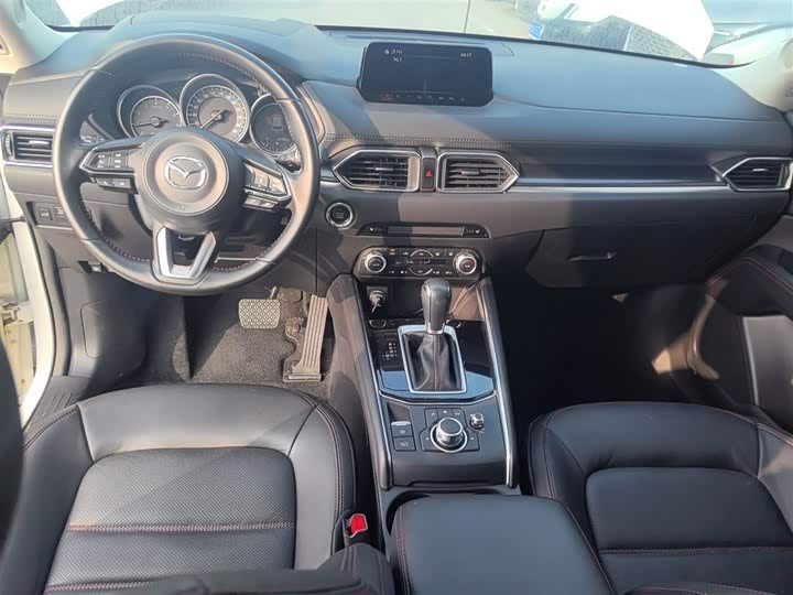 Фото 10 - Mazda CX-5