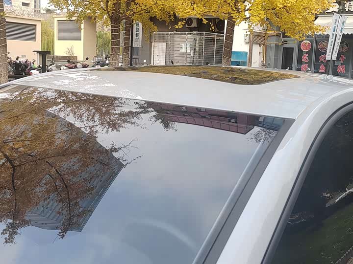 Фото 11 - MG Motor 6