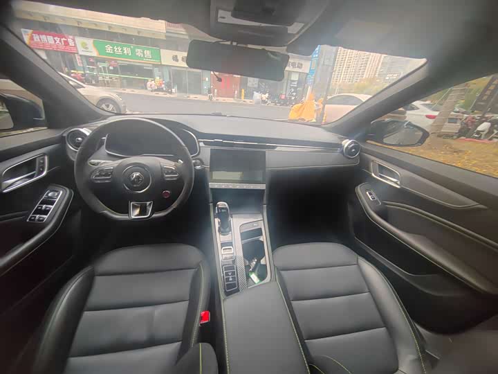 Фото 7 - MG Motor 6