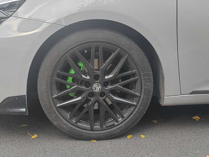 Фото 9 - MG Motor 6